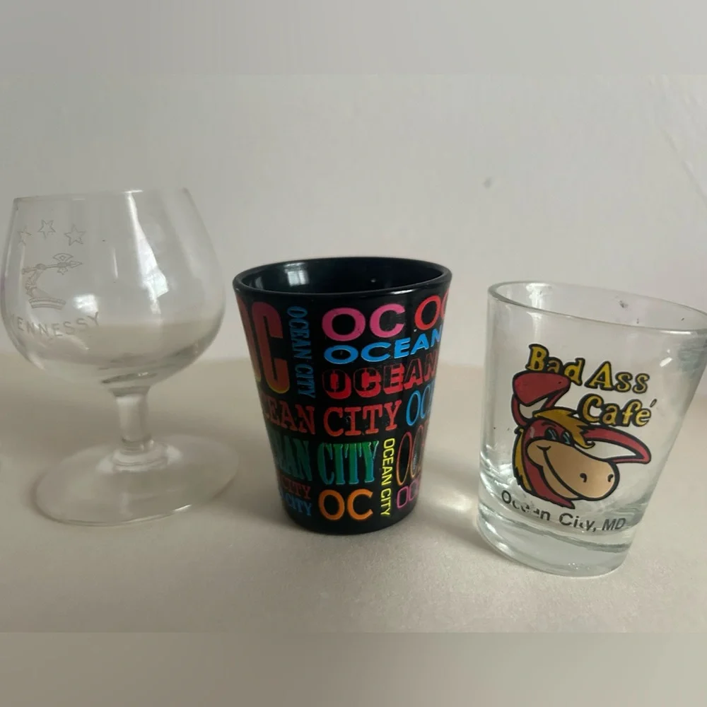 Lot 6 bundle of six tourist college Shot Glasses plus Hennessy shot glass